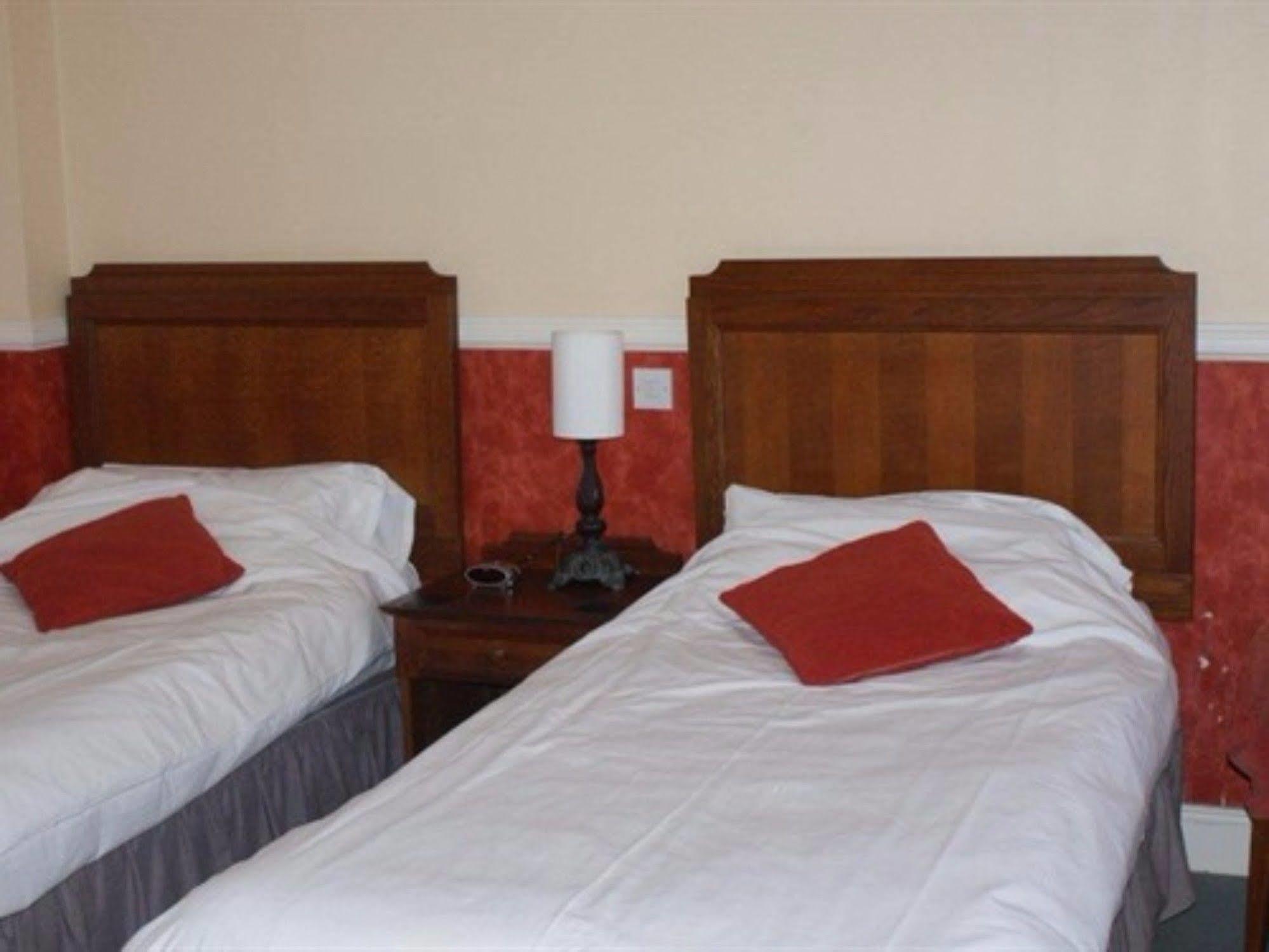 The Three Kings - Inn Bury St. Edmunds Kültér fotó